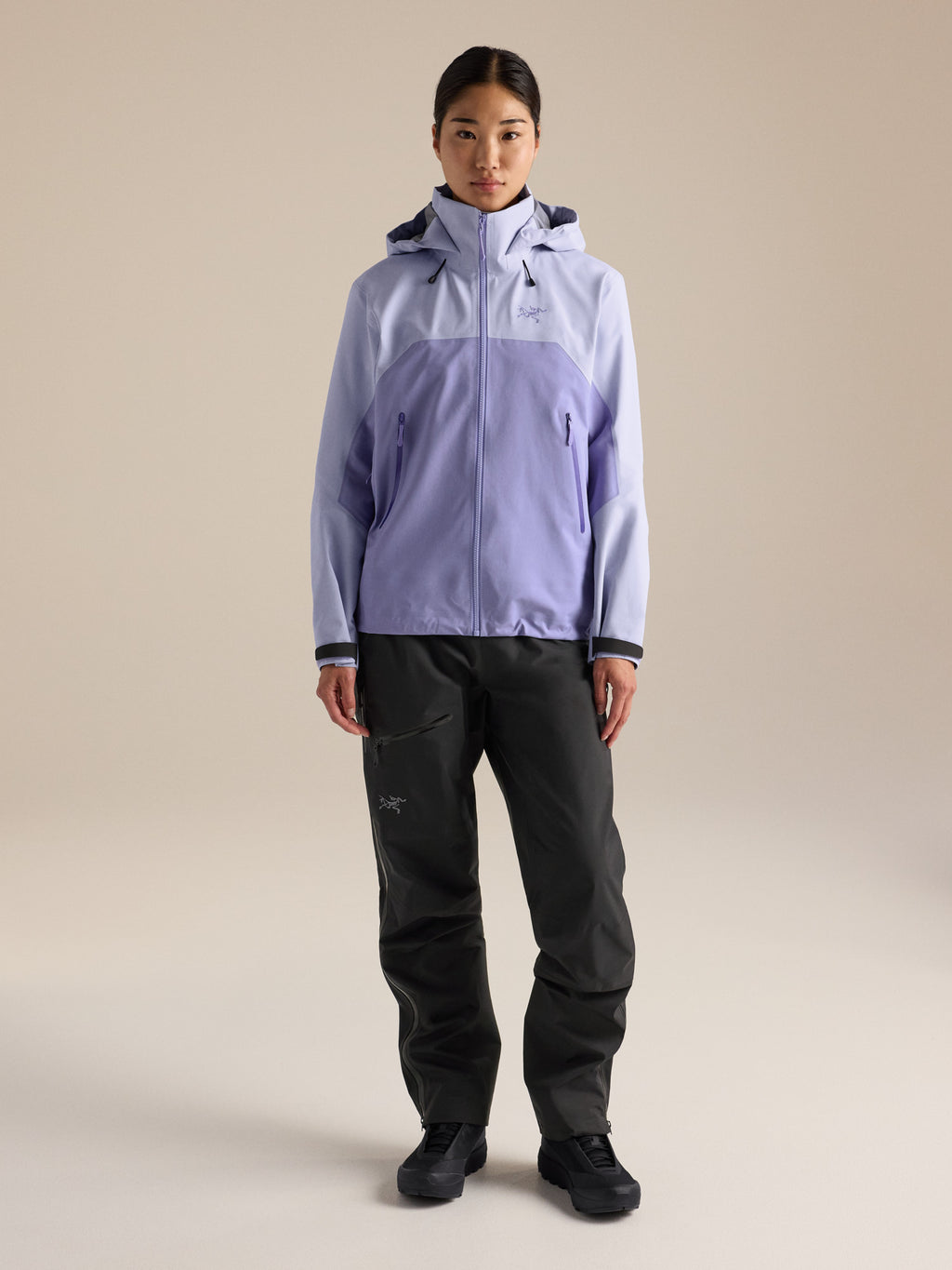 Beta AR Jacket Women's Kasumi / Moonstone Full Body