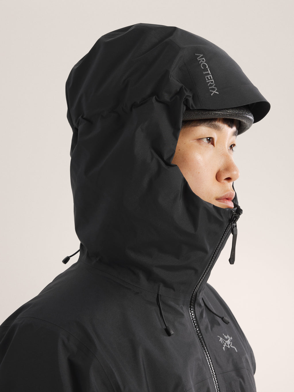 Beta Insulated Jacket Women's Black Hood
