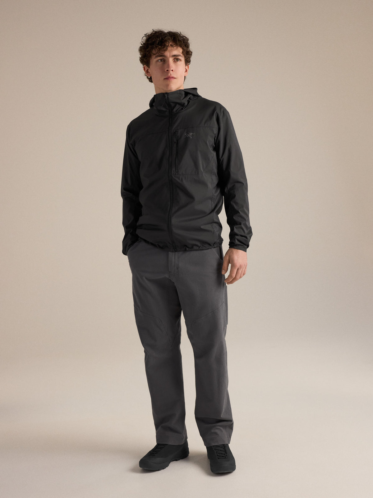 Squamish Hoody Black Full Body