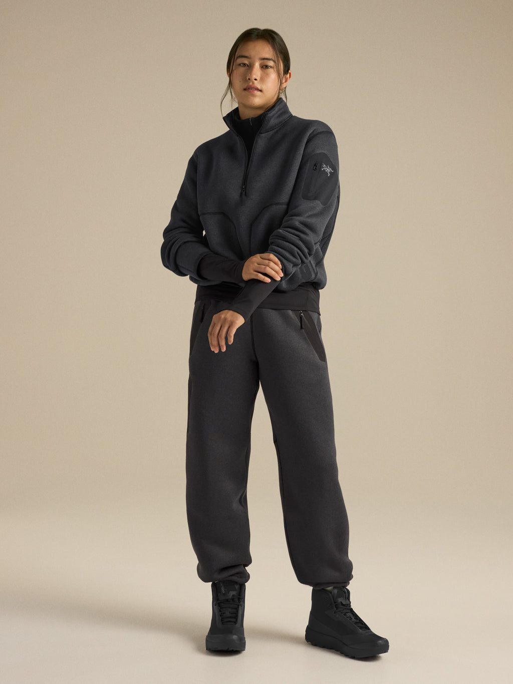 Covert 1/2 Zip Neck Women's Black Heather Hover