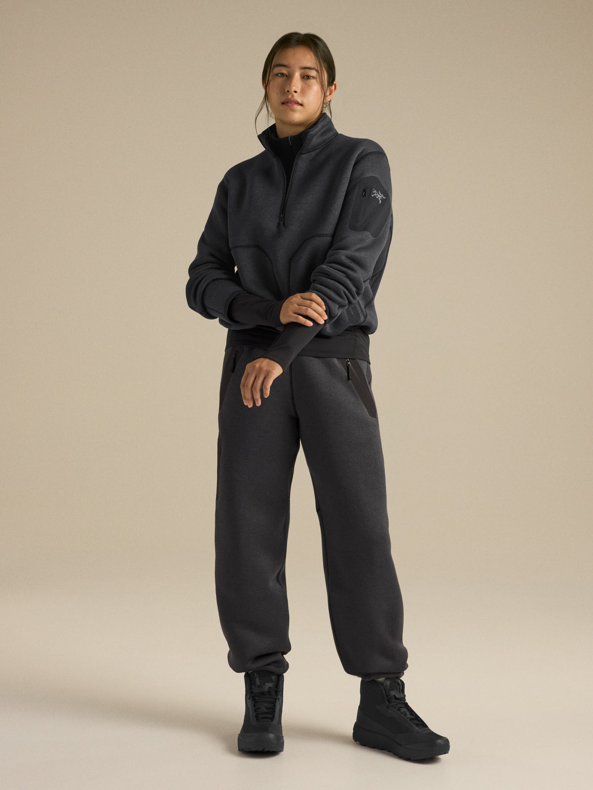 Covert 1/2 Zip Neck Women's Black Heather Hover
