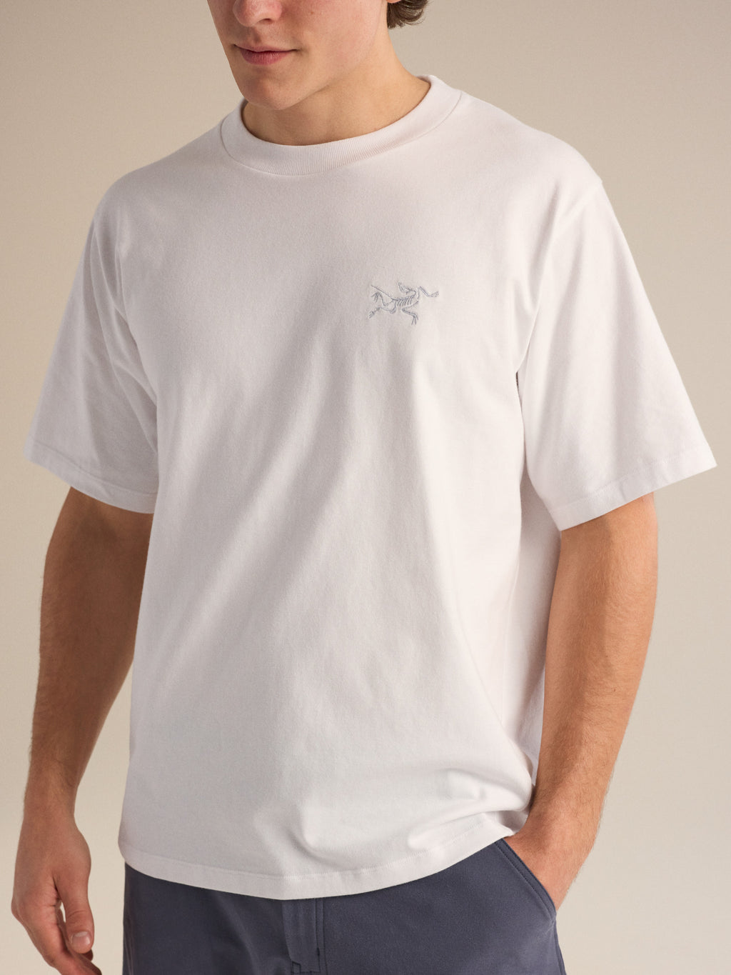 Kragg Cotton Emblem Crew Neck Shirt SS White Light Fabric Detail