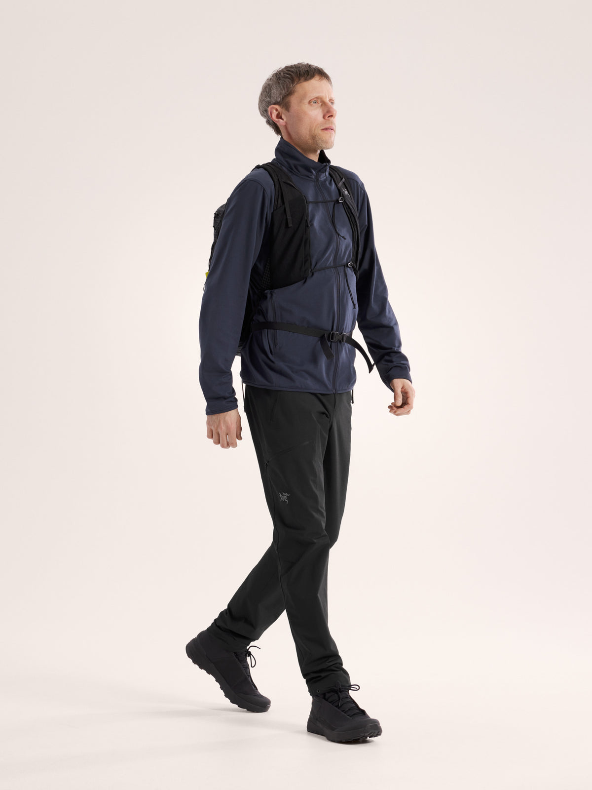 Kyanite Lightweight Jacket Black Sapphire Full Body